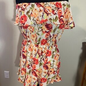 Le Lis Multicolor Floral Top